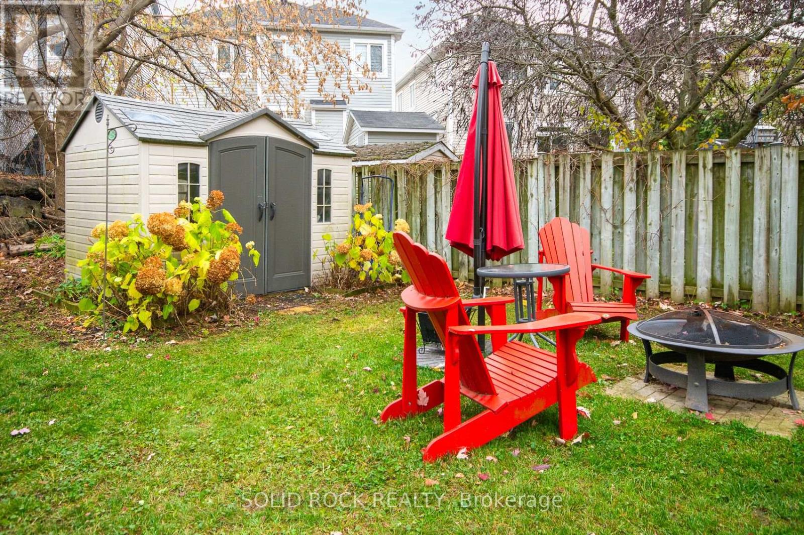 61 Flowertree Crescent