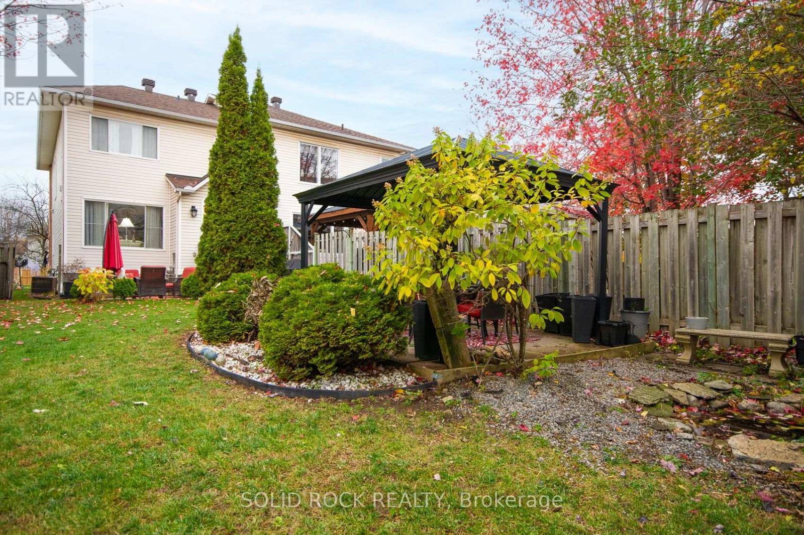 61 Flowertree Crescent