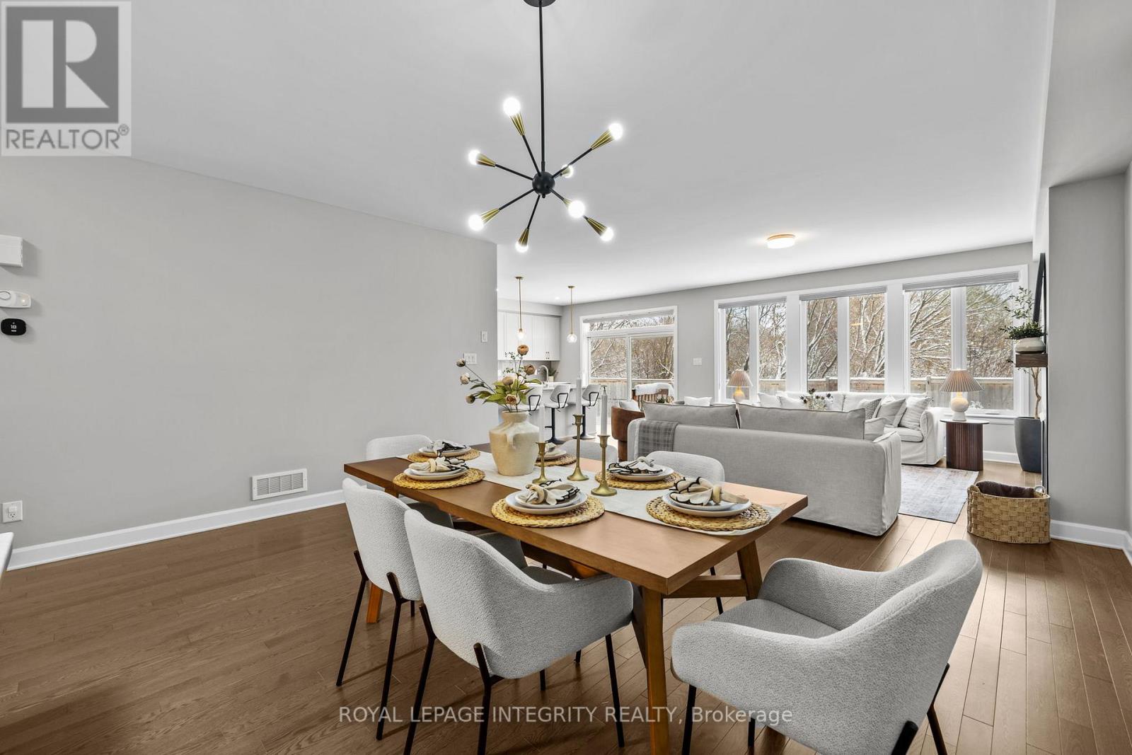 652 Moonflower Crescent