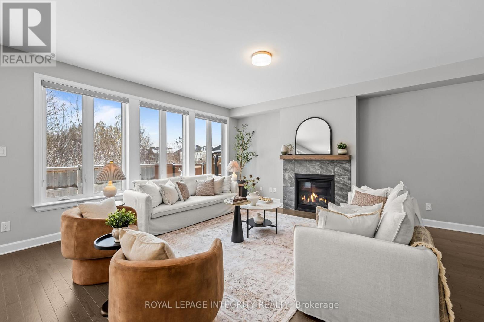 652 Moonflower Crescent