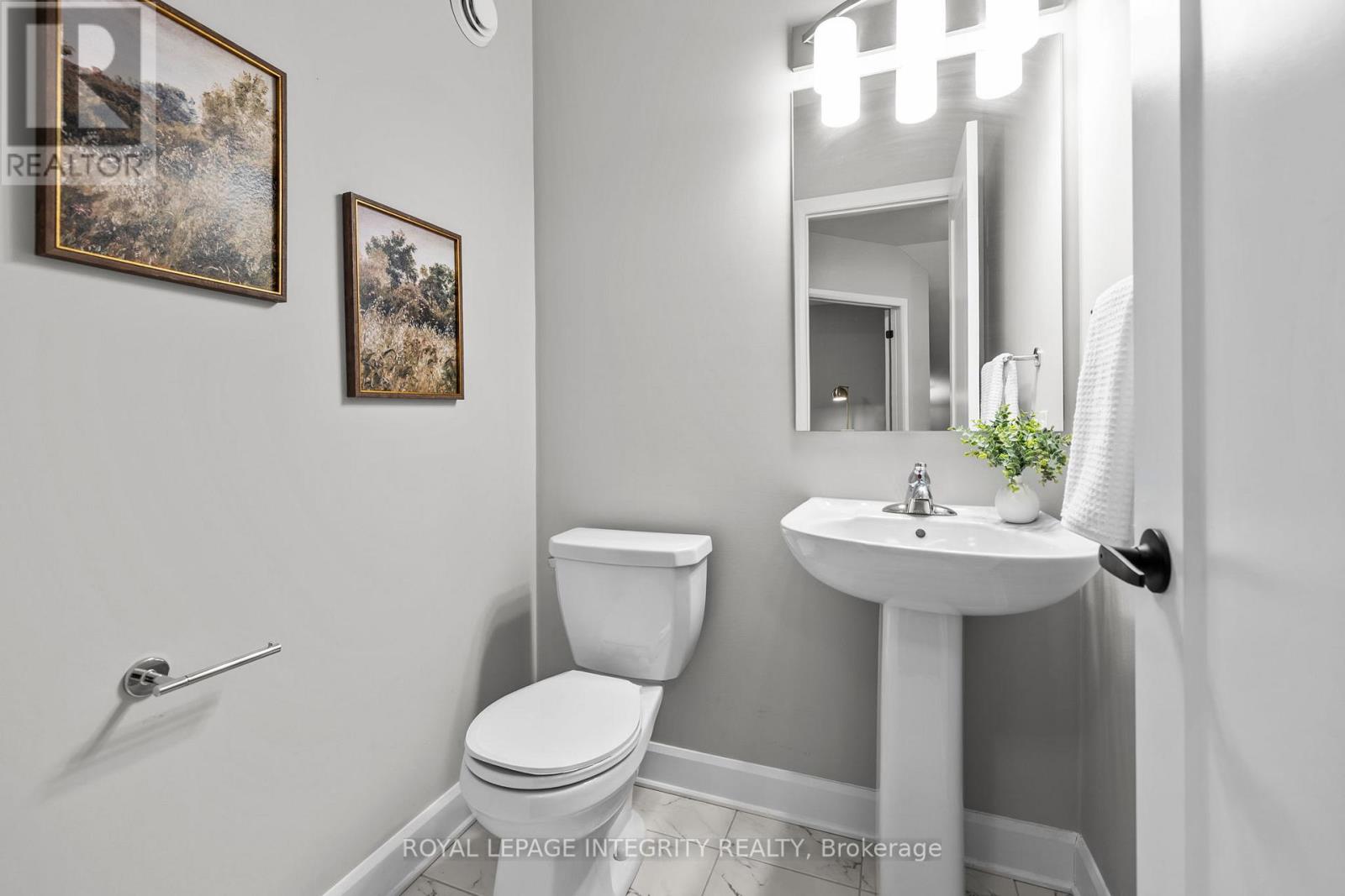 652 Moonflower Crescent