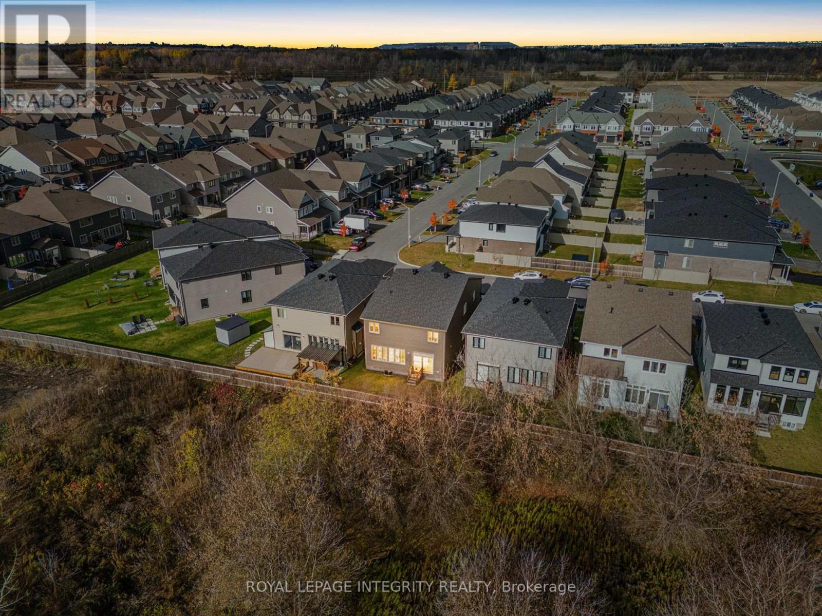 652 Moonflower Crescent