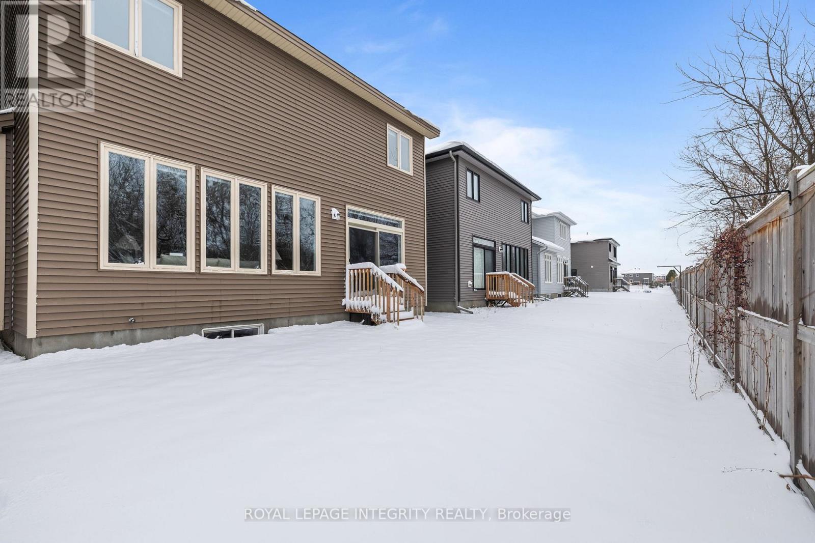 652 Moonflower Crescent