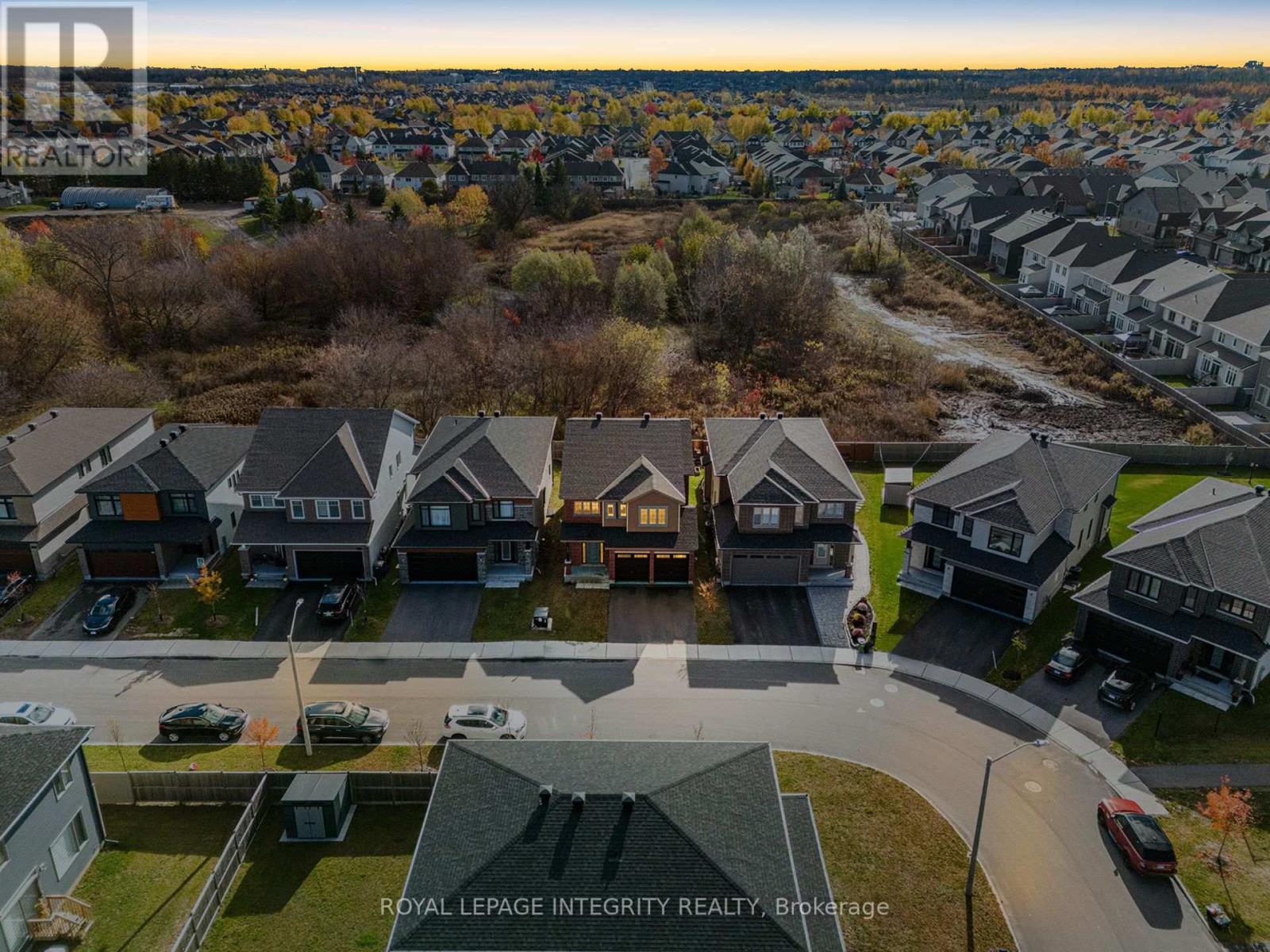 652 Moonflower Crescent