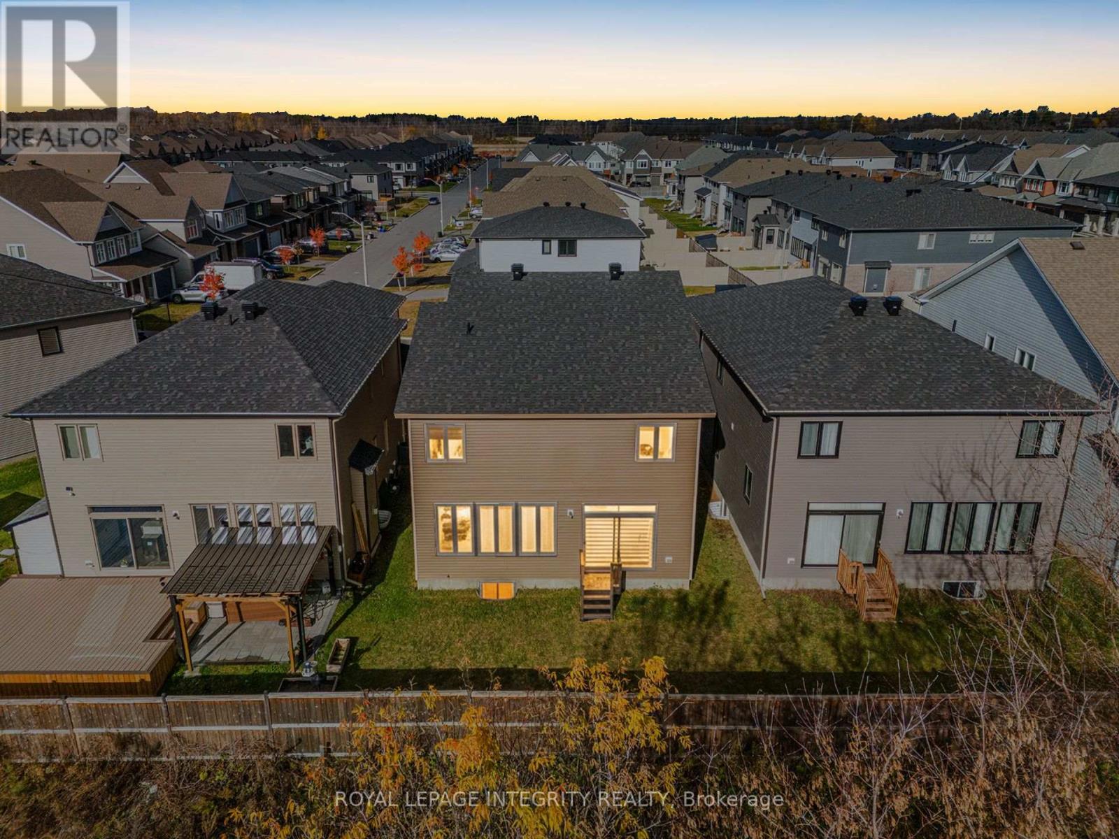 652 Moonflower Crescent