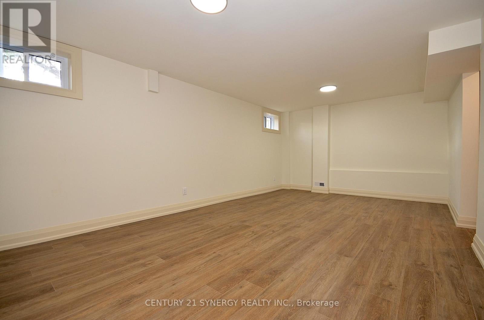 28 - 660 Hochelaga Street