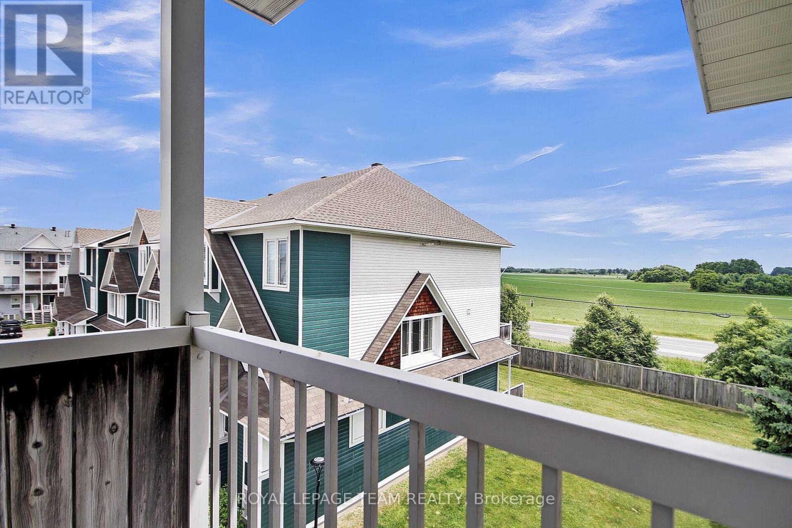 16 - 414 Hillsboro Private