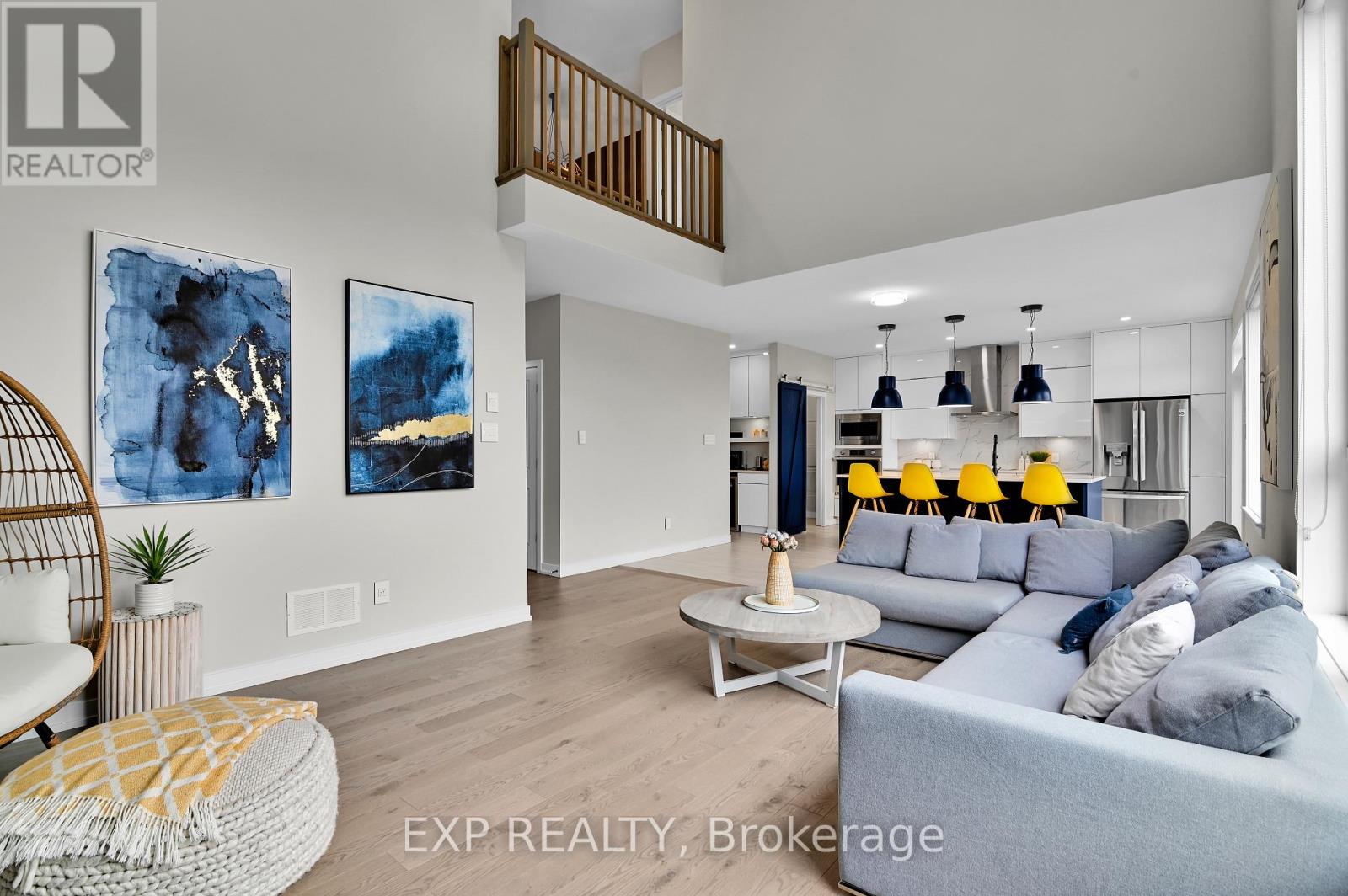 364 Gloaming Crescent