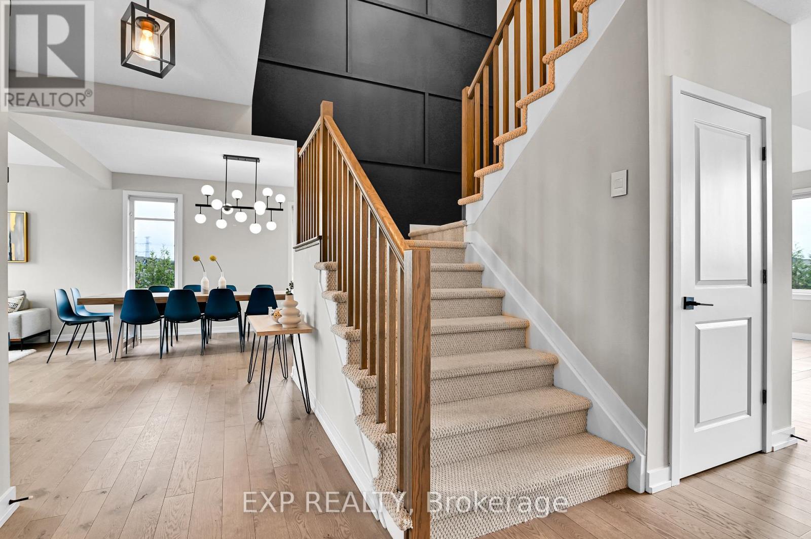 364 Gloaming Crescent