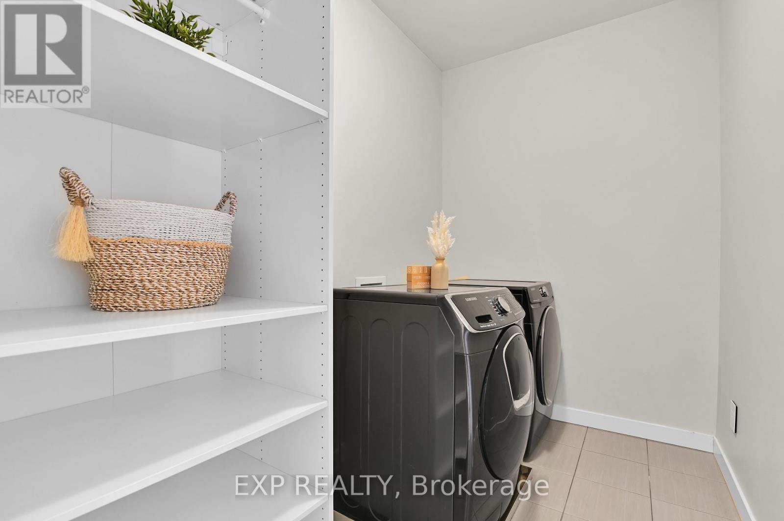 364 Gloaming Crescent