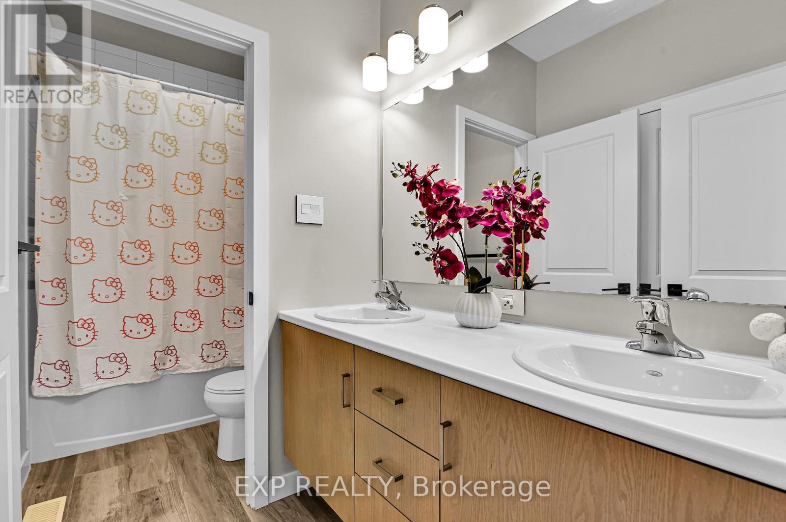 364 Gloaming Crescent