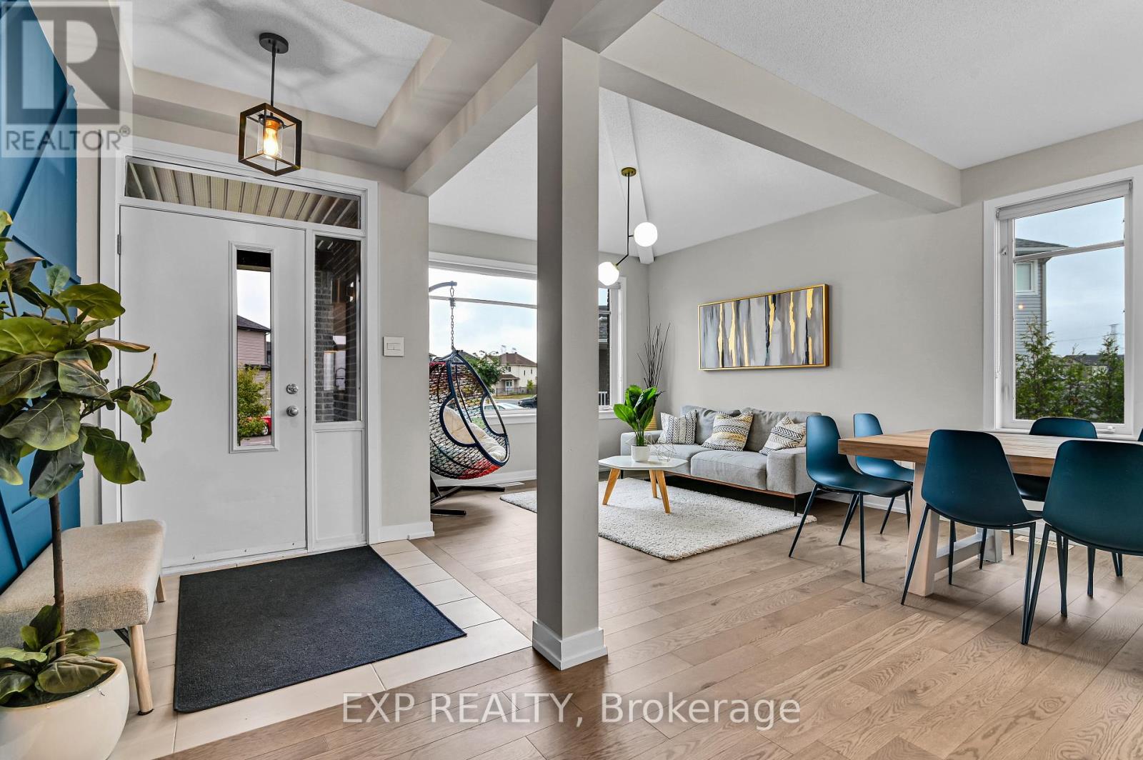 364 Gloaming Crescent