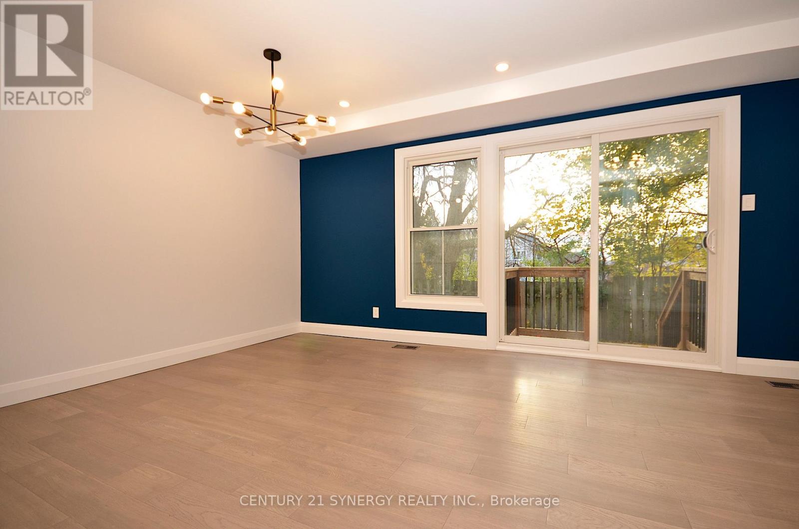 26 - 660 Hochelaga Street