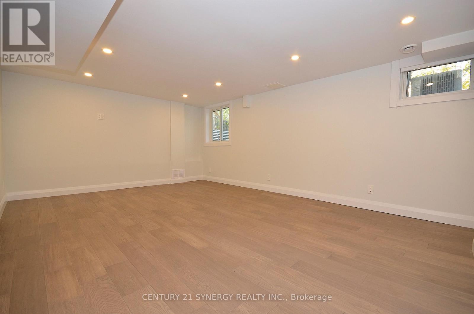 26 - 660 Hochelaga Street