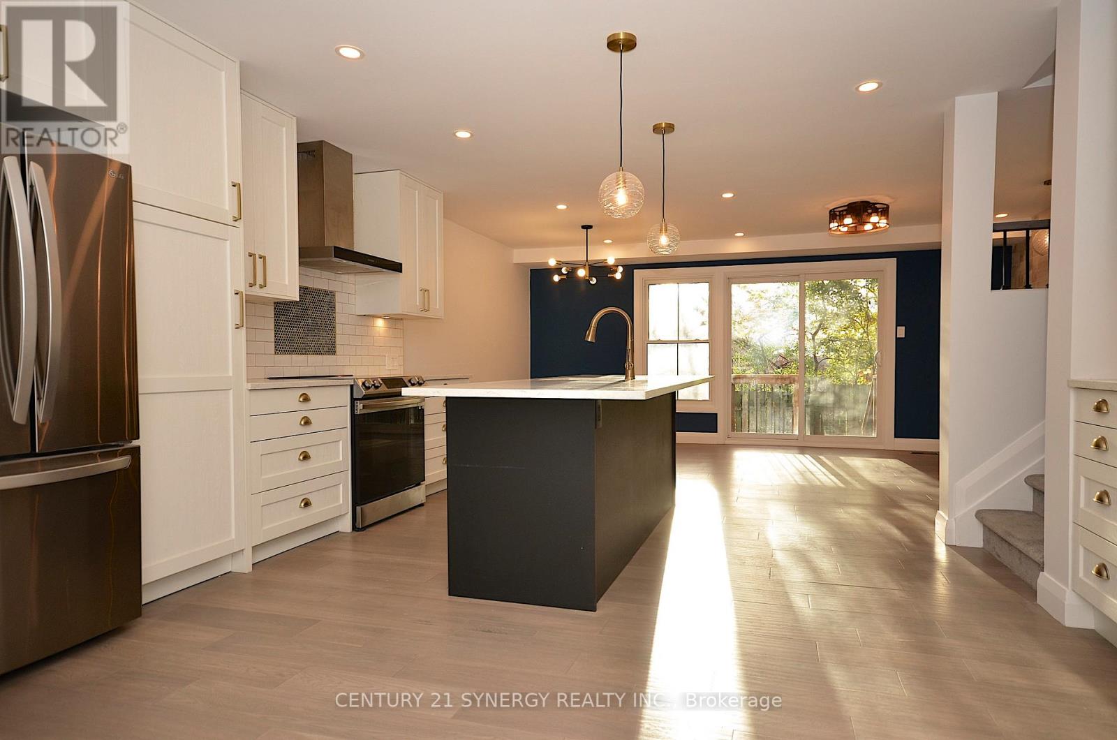 26 - 660 Hochelaga Street