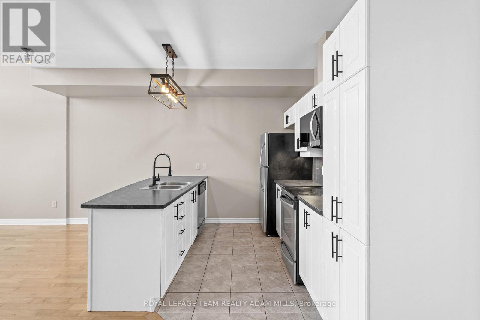 24 - 103 Eye Bright Crescent