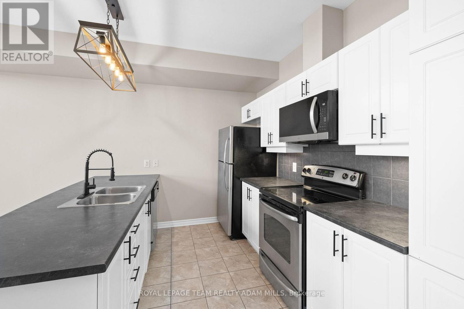 24 - 103 Eye Bright Crescent