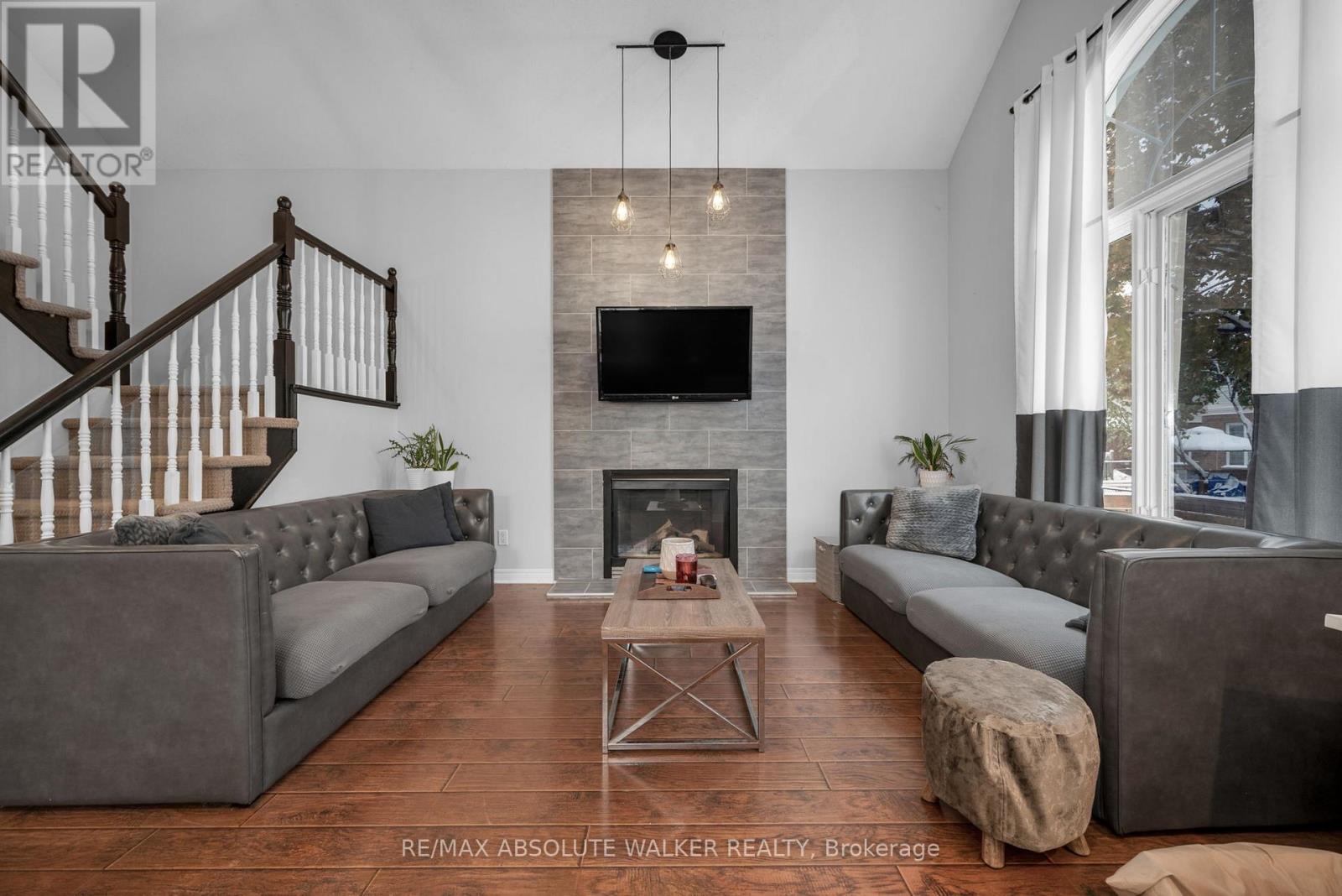 4362 Rainforest Drive