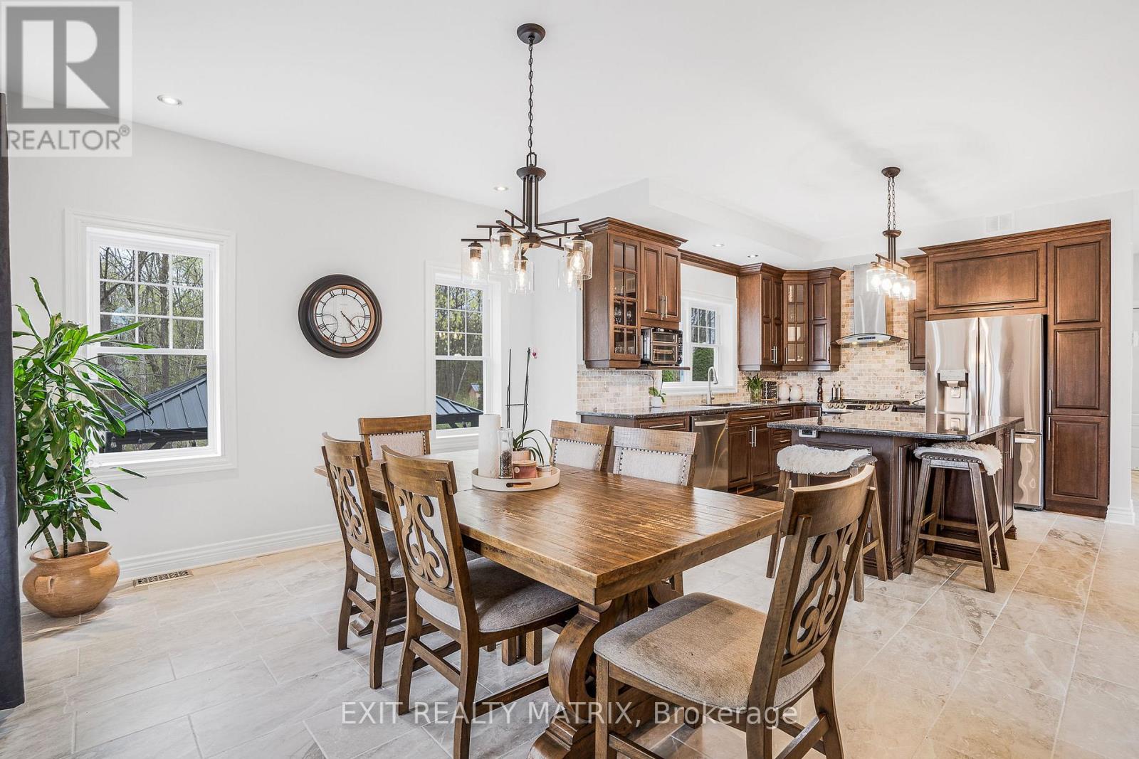 5 - 64 Radstock Lane