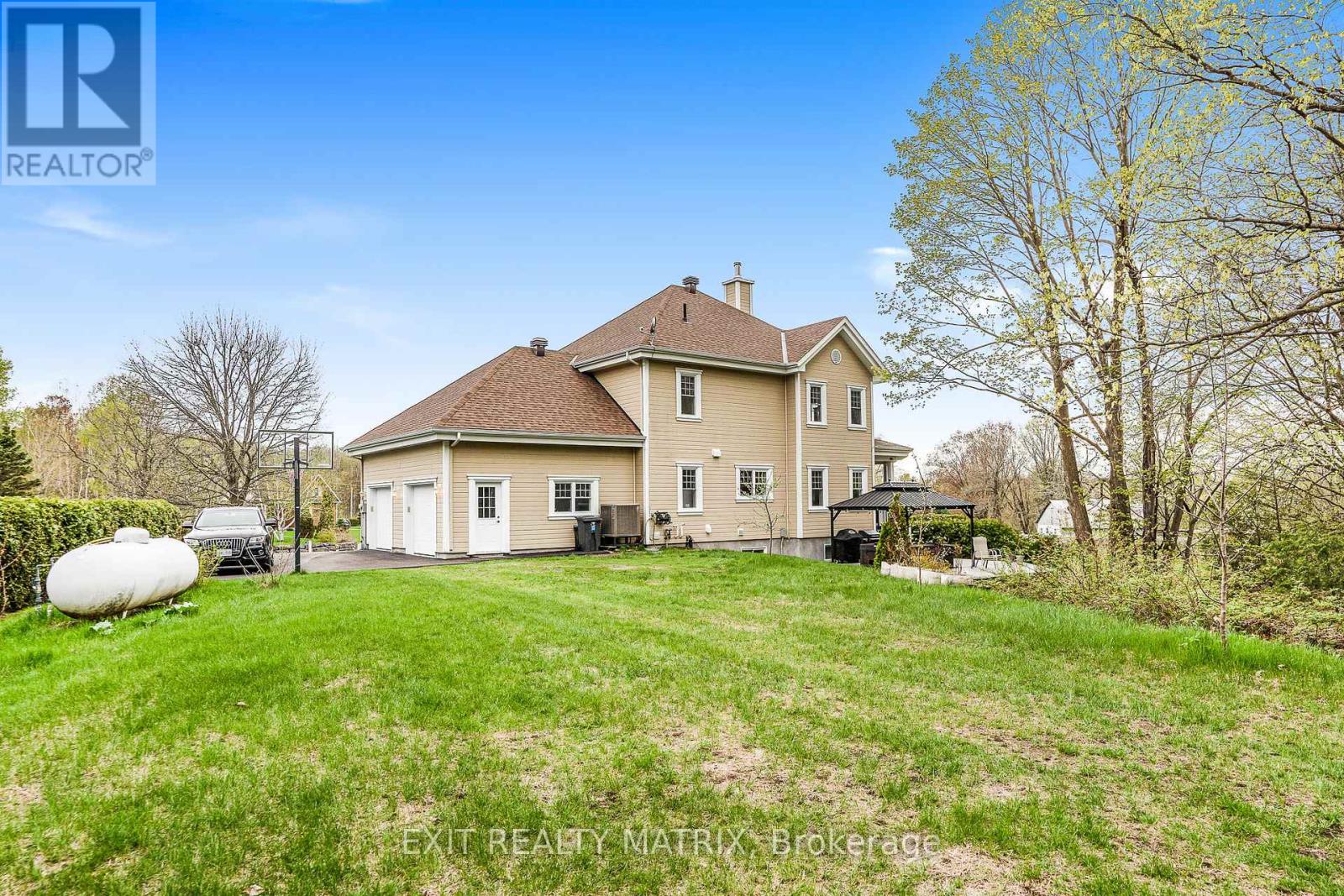 5 - 64 Radstock Lane