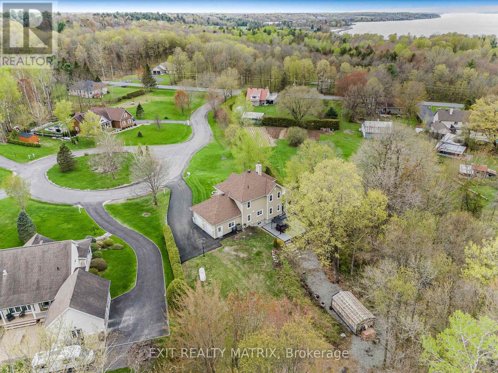 5 - 64 Radstock Lane