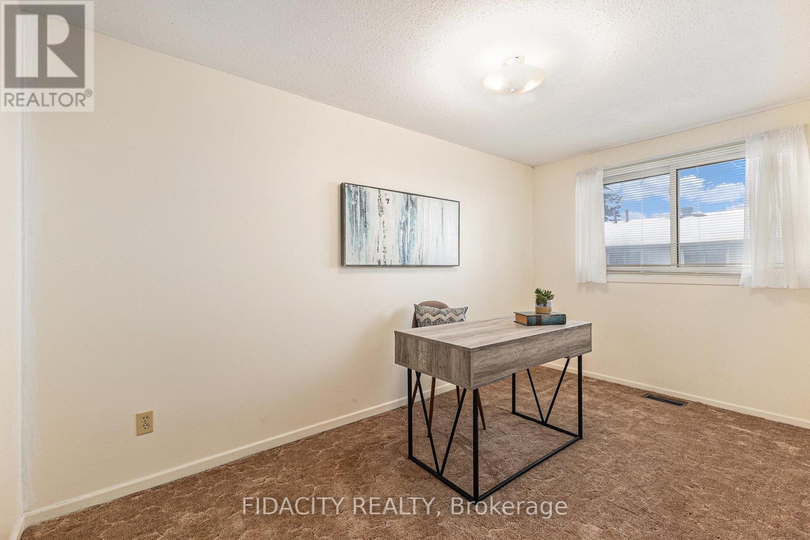 C - 477 Moodie Drive