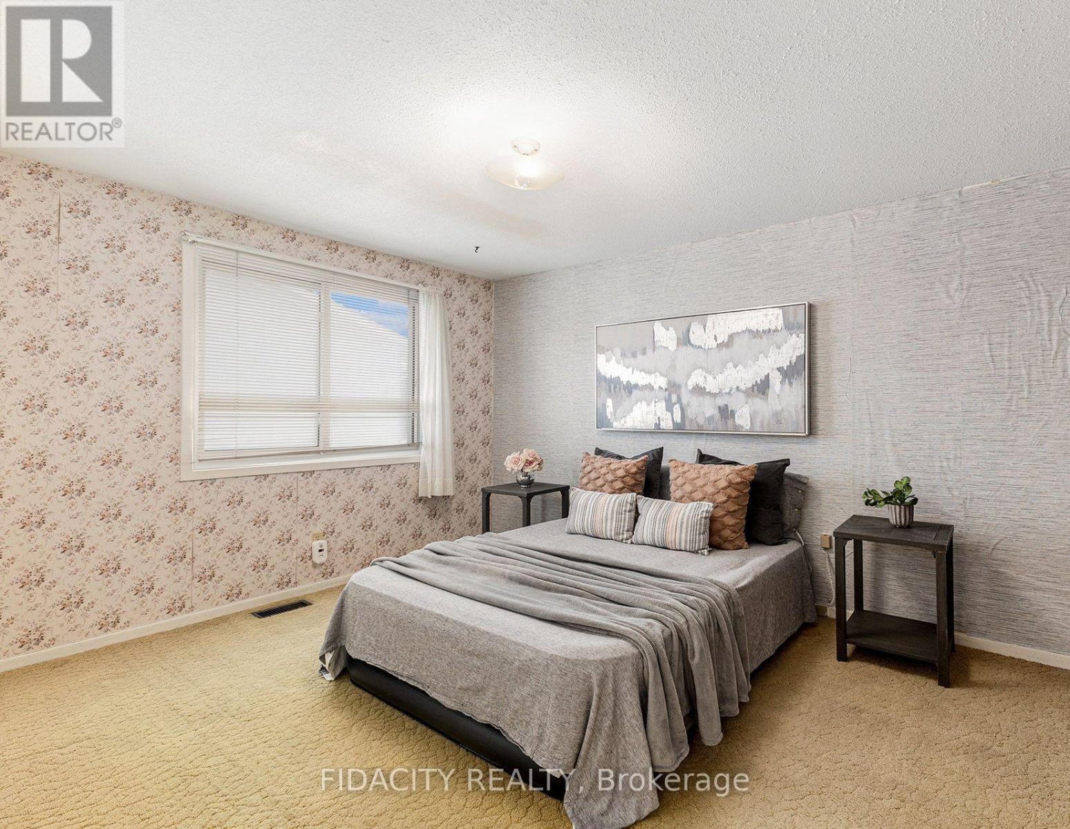 C - 477 Moodie Drive