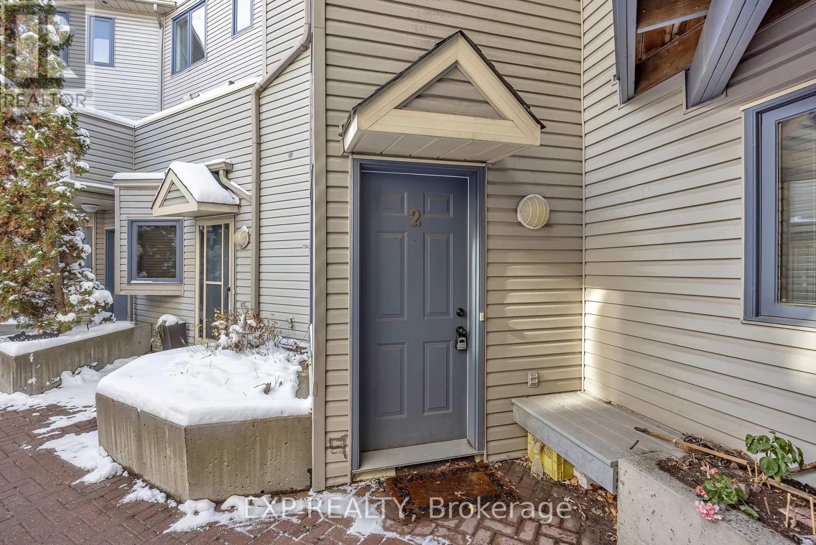 2 - 518 Lisgar Street