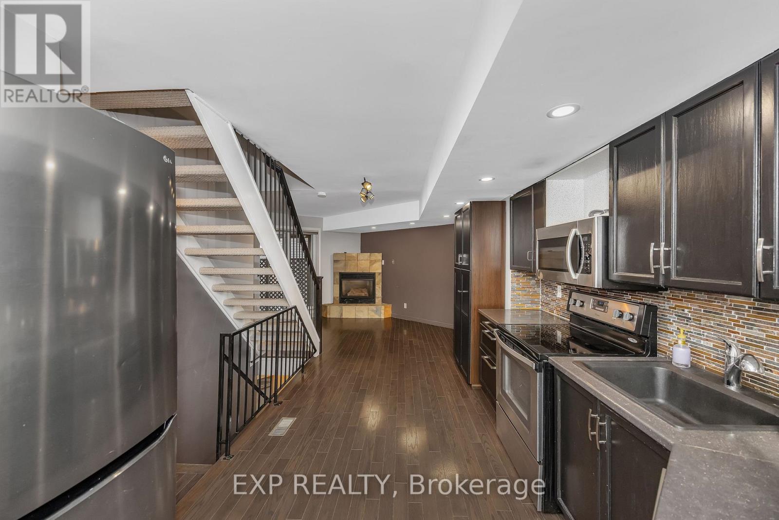 2 - 518 Lisgar Street