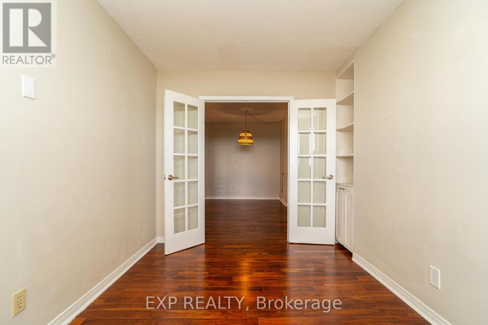 2107 - 900 Dynes Road