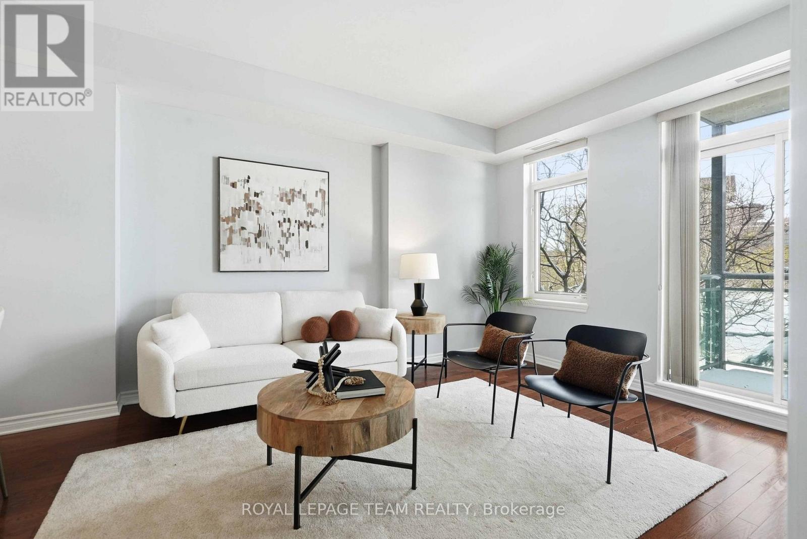 217 - 205 Bolton Street