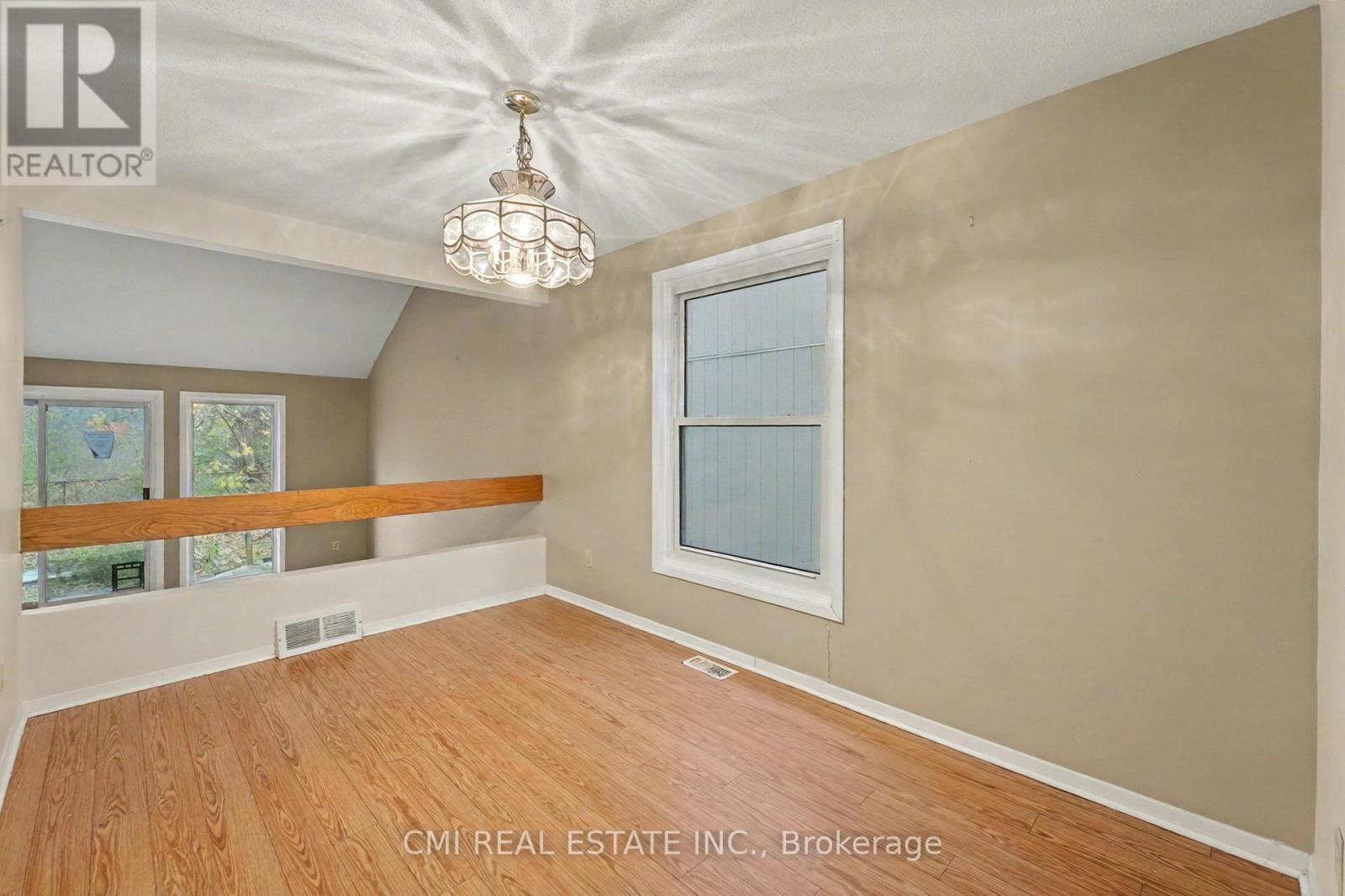 879 Beauclaire Drive