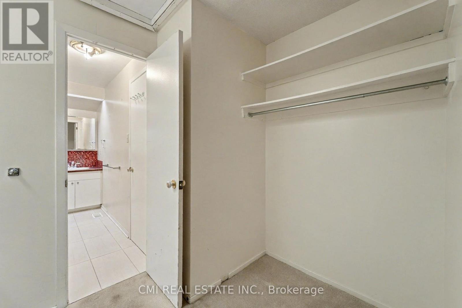 879 Beauclaire Drive