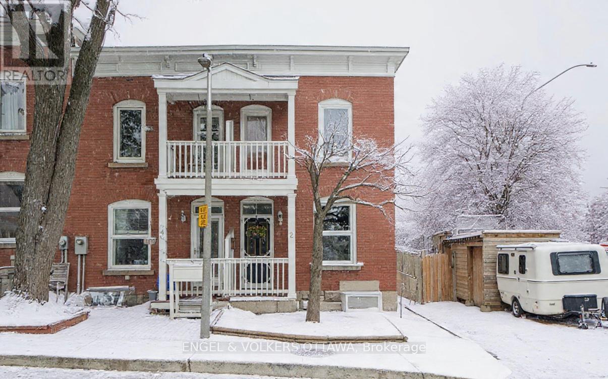 2 Lower Charlotte Street