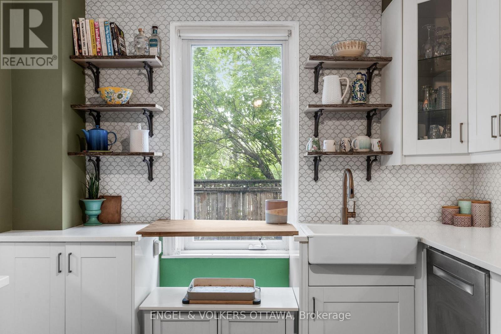 2 Lower Charlotte Street