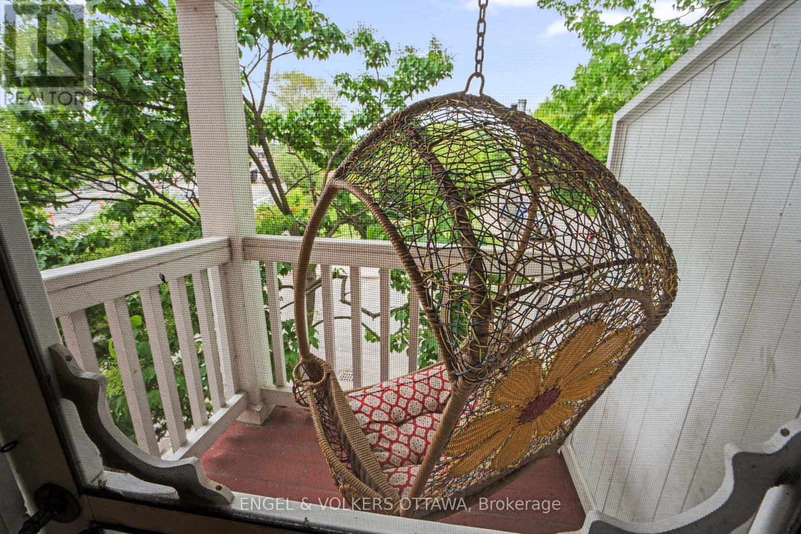 2 Lower Charlotte Street