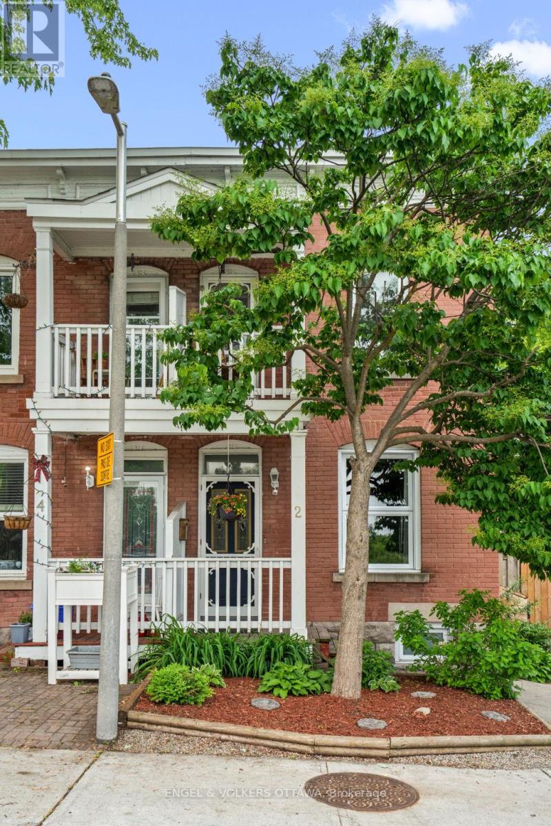 2 Lower Charlotte Street