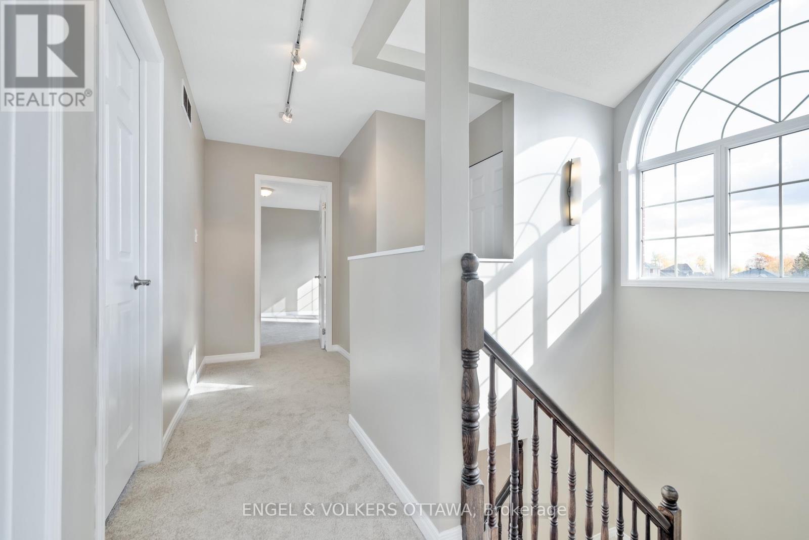 26 Carleton Cathcart Street