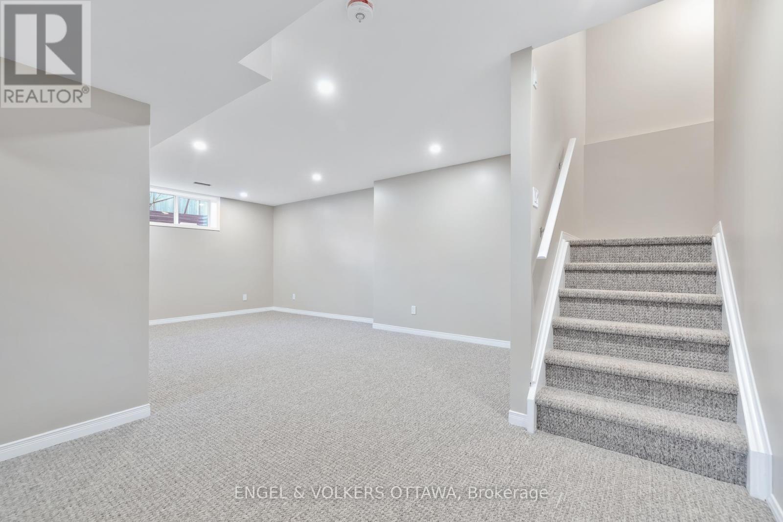 26 Carleton Cathcart Street