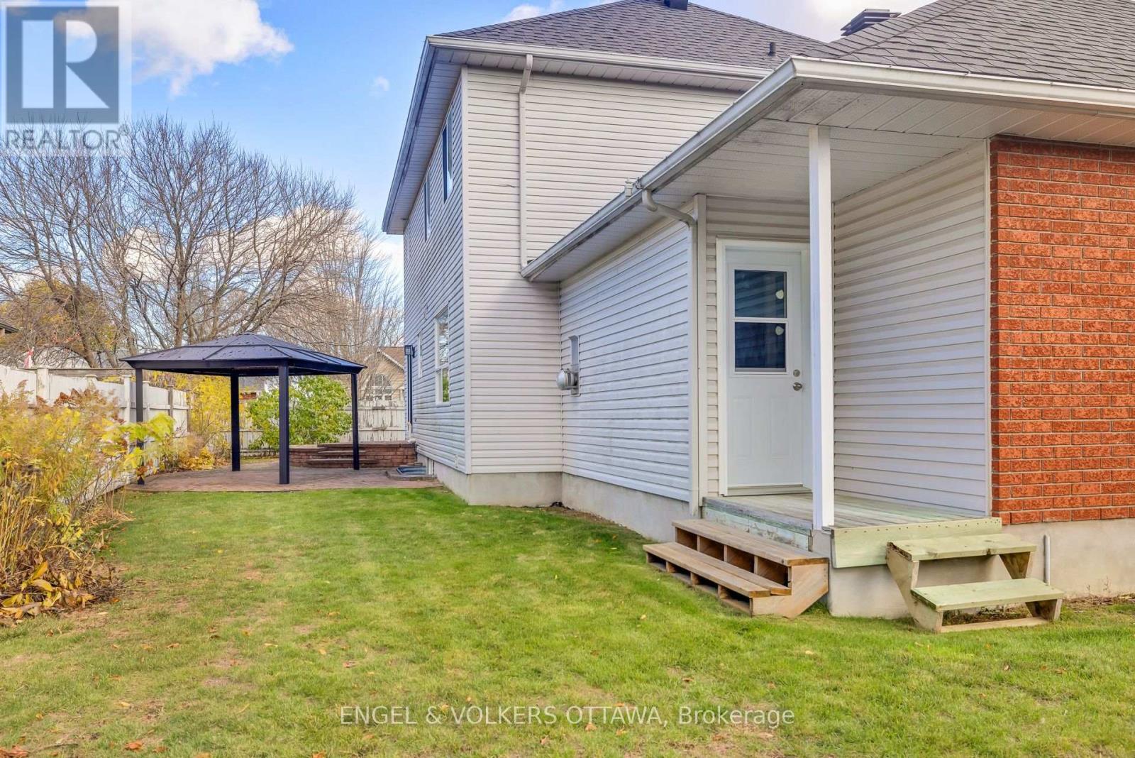 26 Carleton Cathcart Street