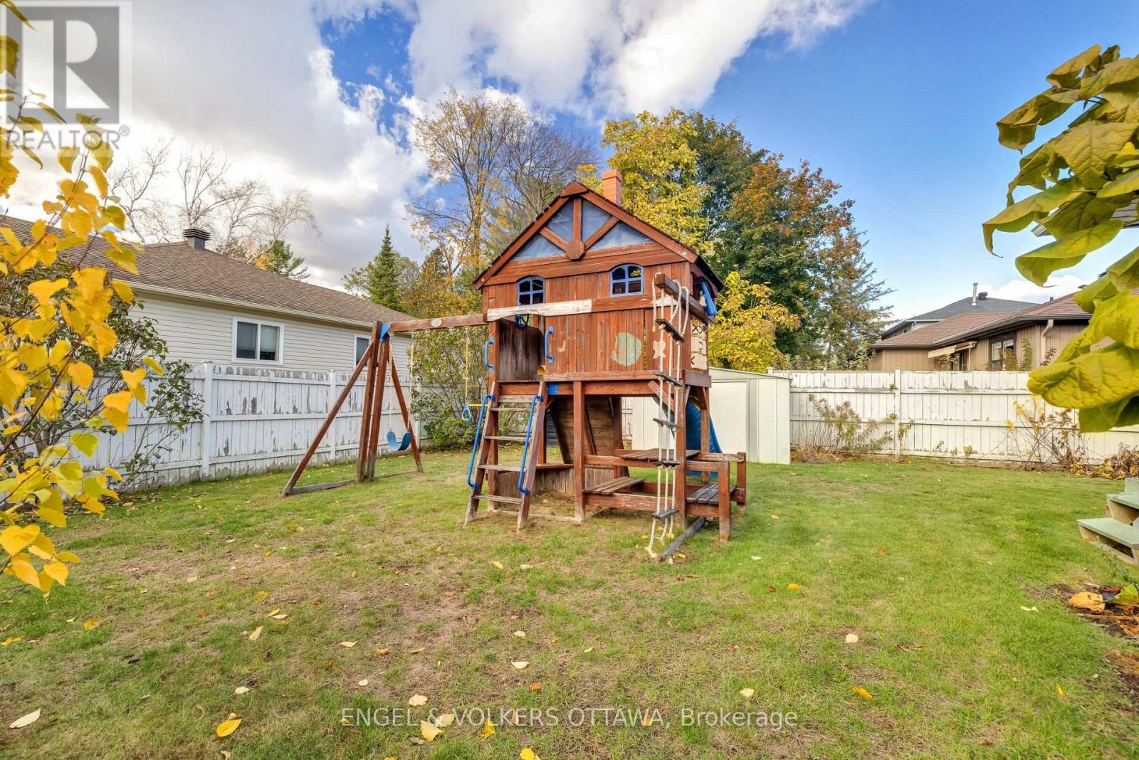 26 Carleton Cathcart Street