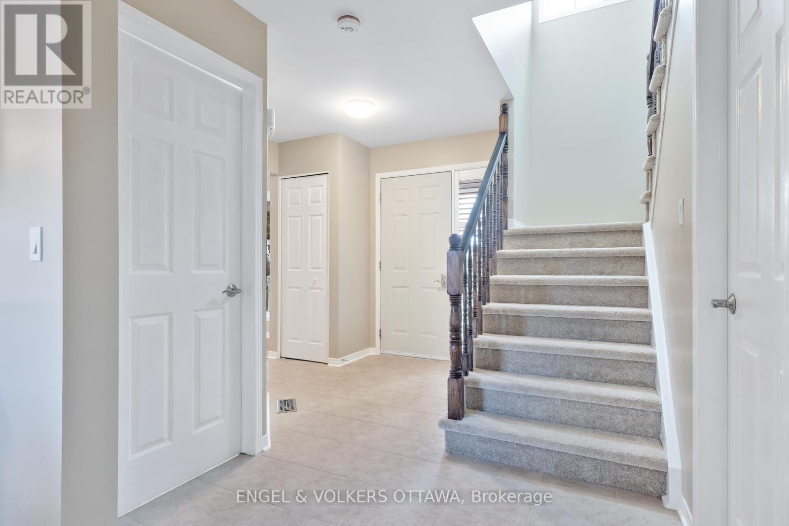 26 Carleton Cathcart Street