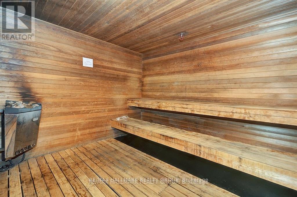 902 - 1025 Grenon Avenue