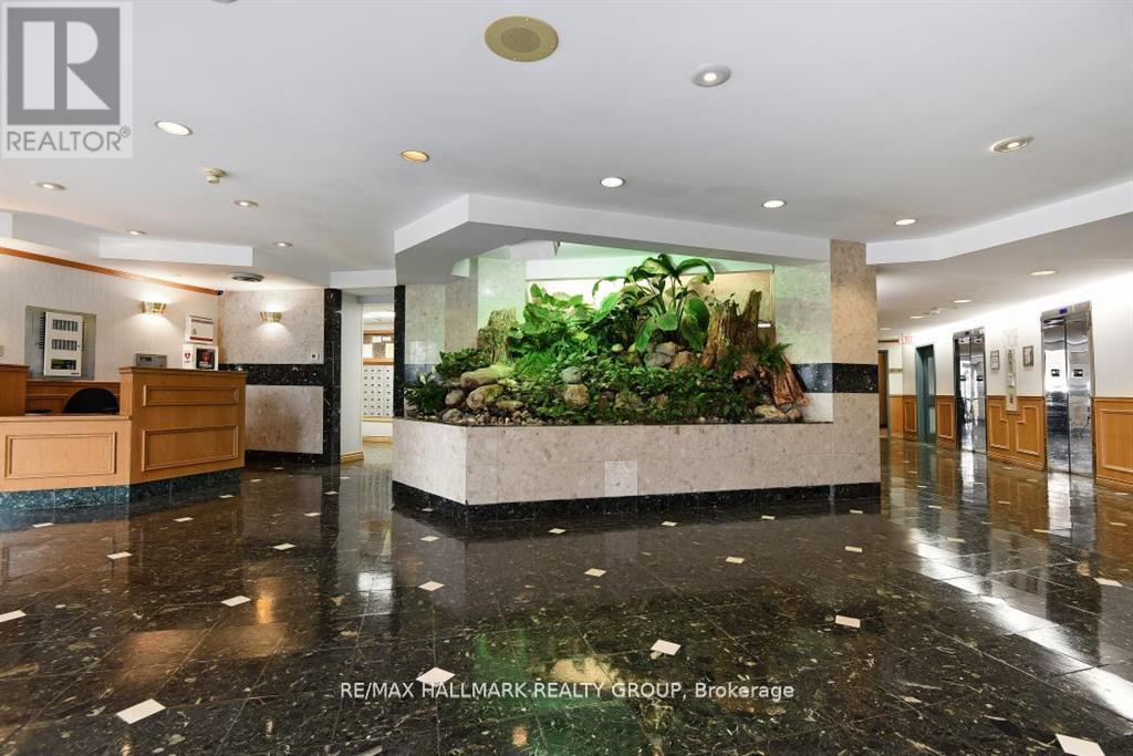 902 - 1025 Grenon Avenue