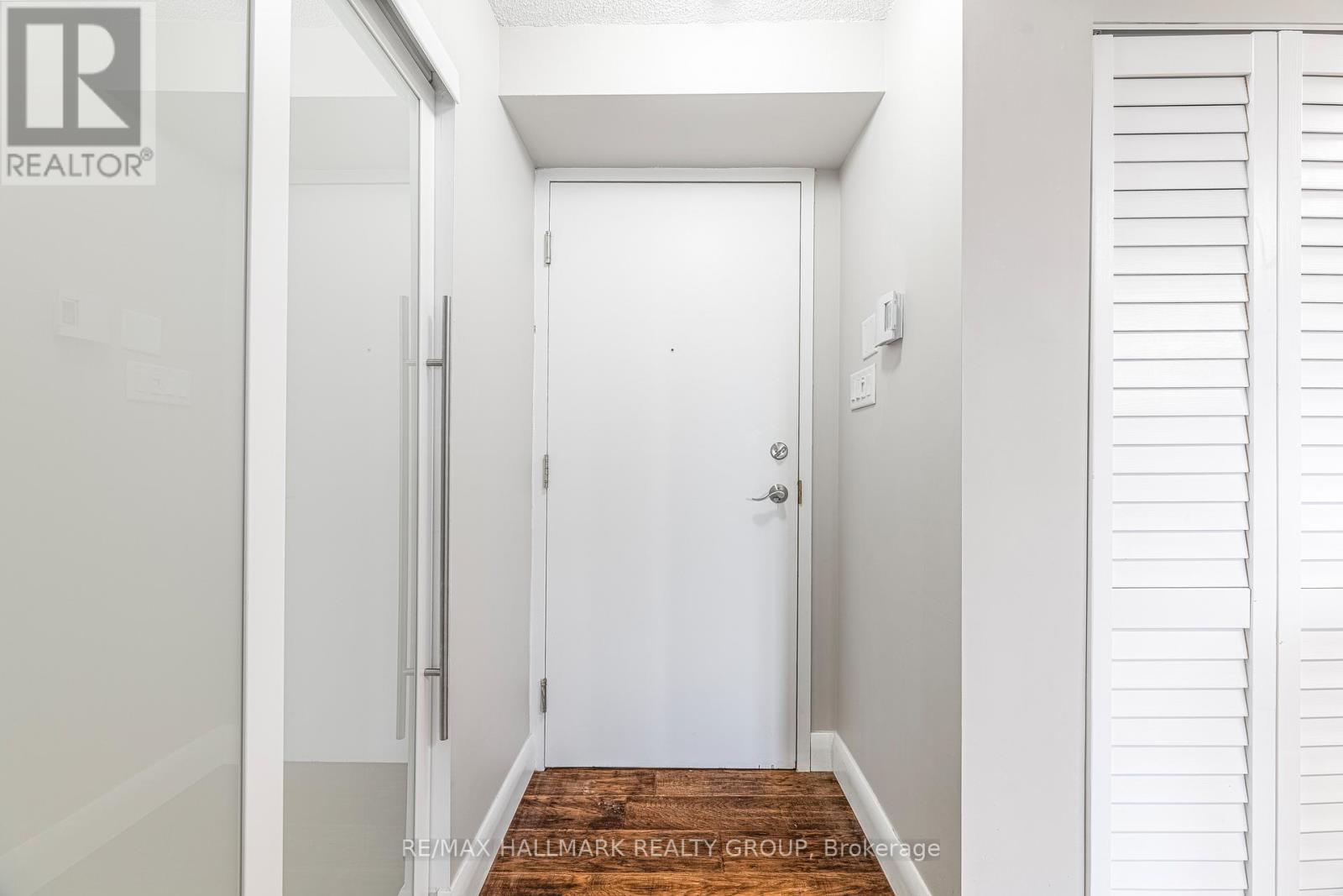 902 - 1025 Grenon Avenue