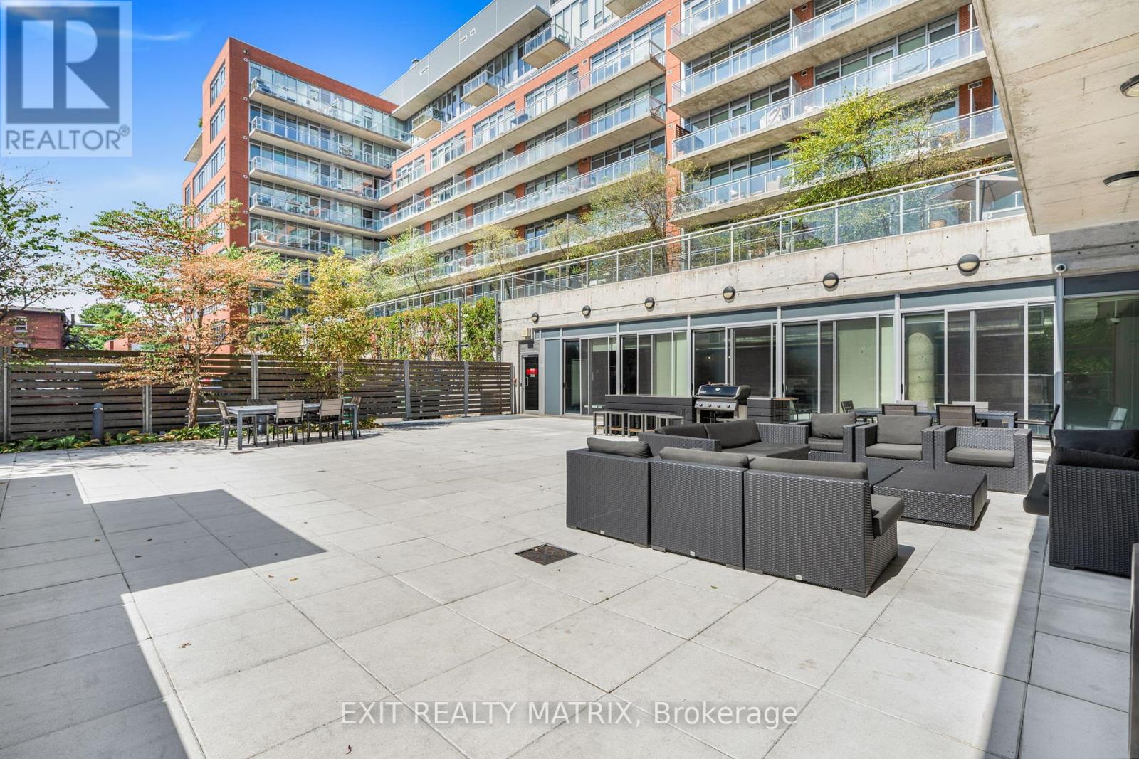 749 - 340 Mcleod Street