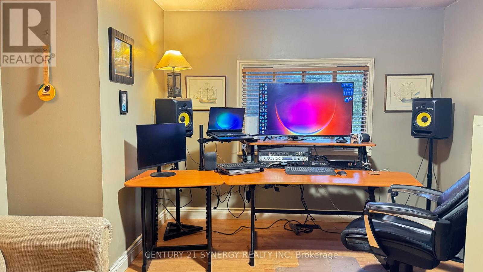 3042 Dangerfield Road W