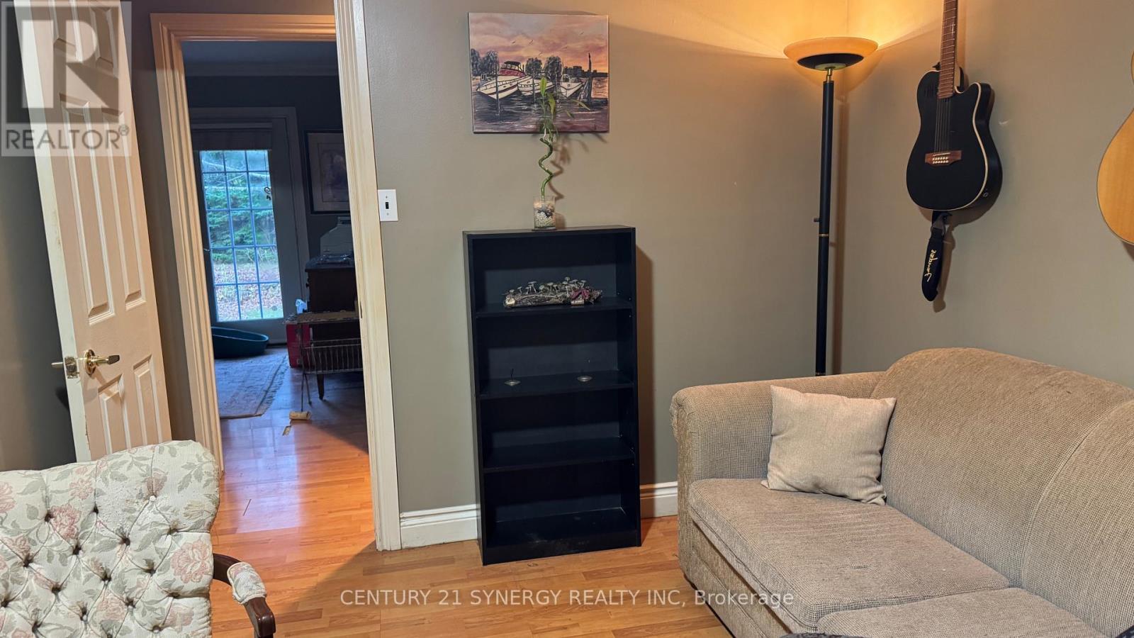 3042 Dangerfield Road W