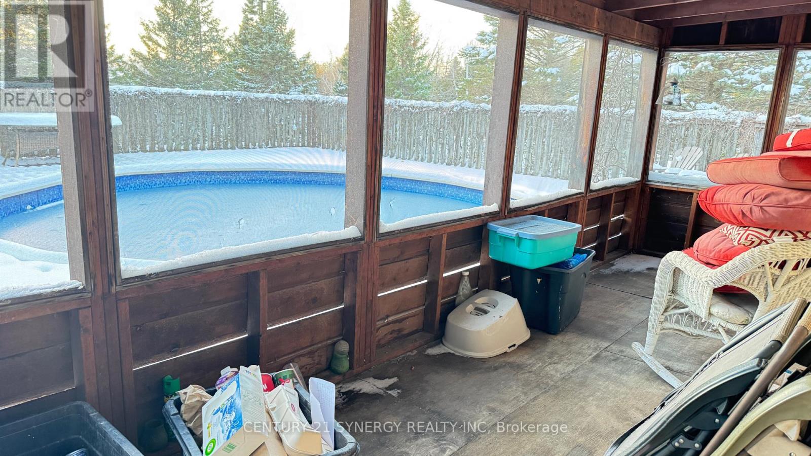 3042 Dangerfield Road W