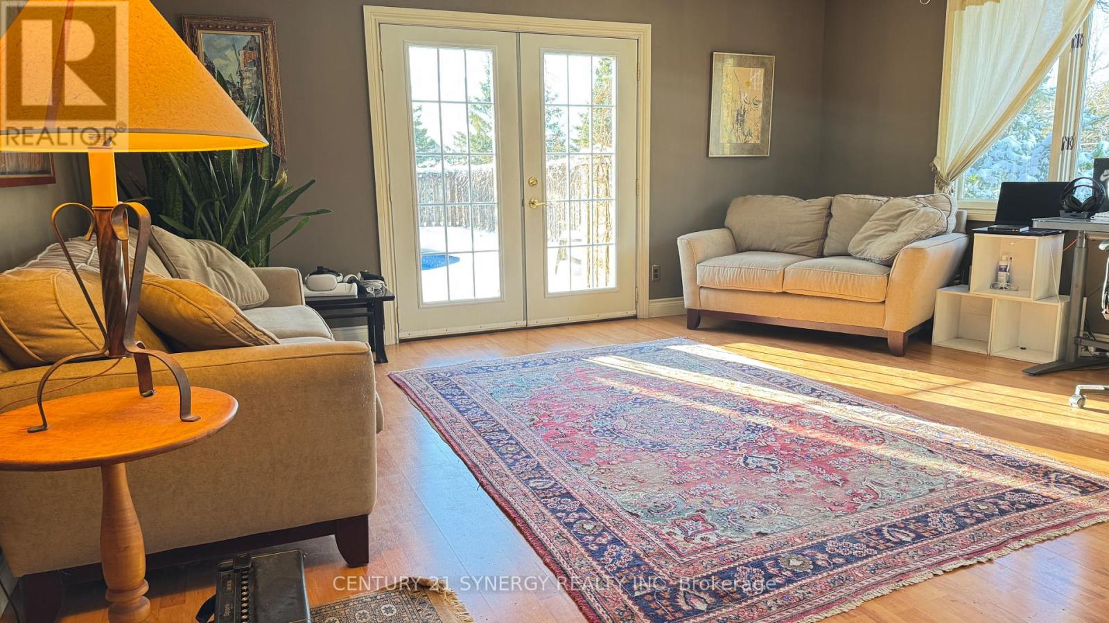 3042 Dangerfield Road W